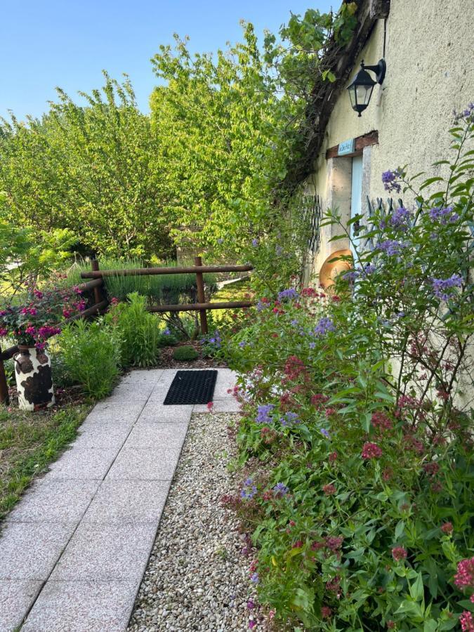 La Colline De Tilleul - Les Deux Puits - Cosy Cottage With Swimming Pool Near Aubeterre Saint-Romain  Eksteriør billede